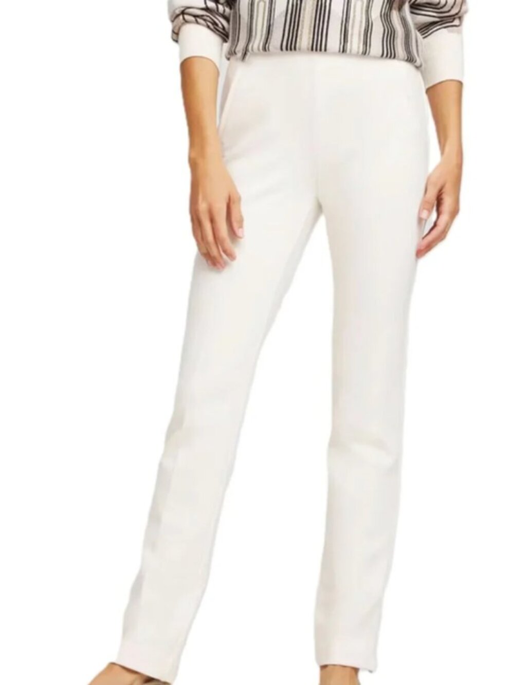 Chico's Winter White Juliet Slim Leg Pants size 0.5